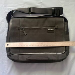 Michael Kors Shoulder Messenger Bag: Black Solid Color Fabric - Magnetic Closure